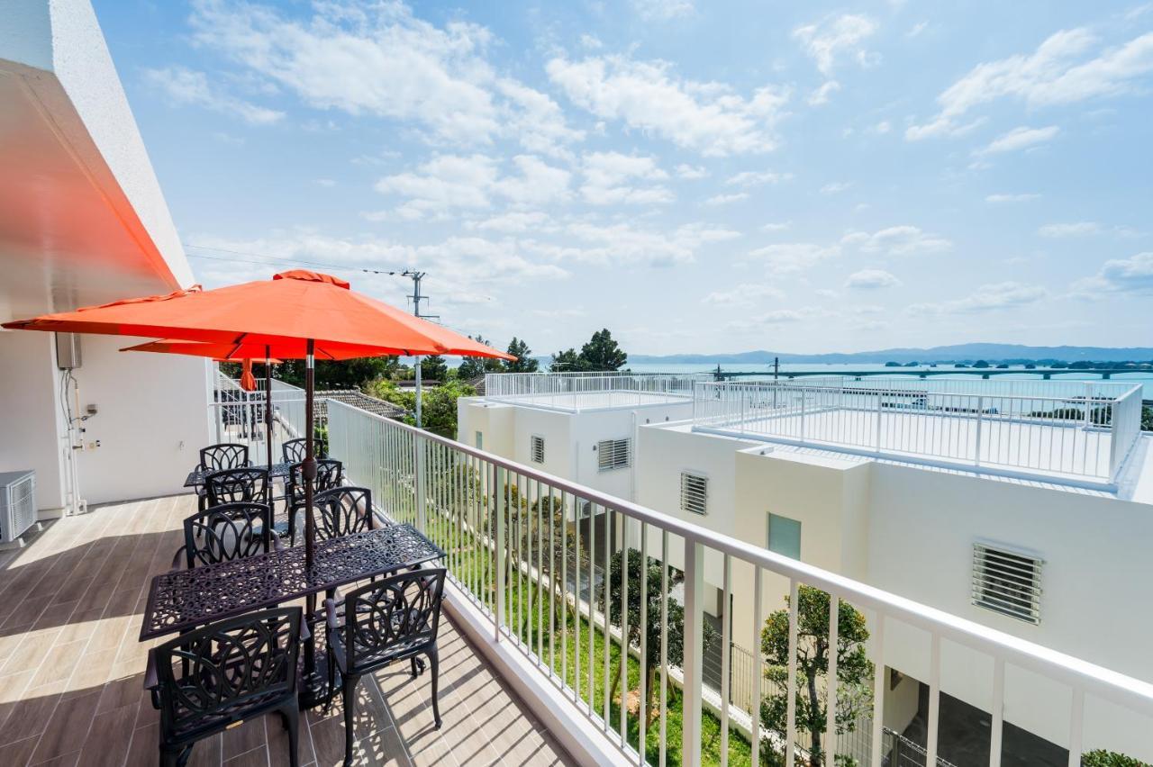 Four Season Resort Kouri Island Накиджин Екстериор снимка