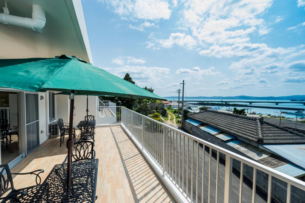 Four Season Resort Kouri Island Накиджин Екстериор снимка